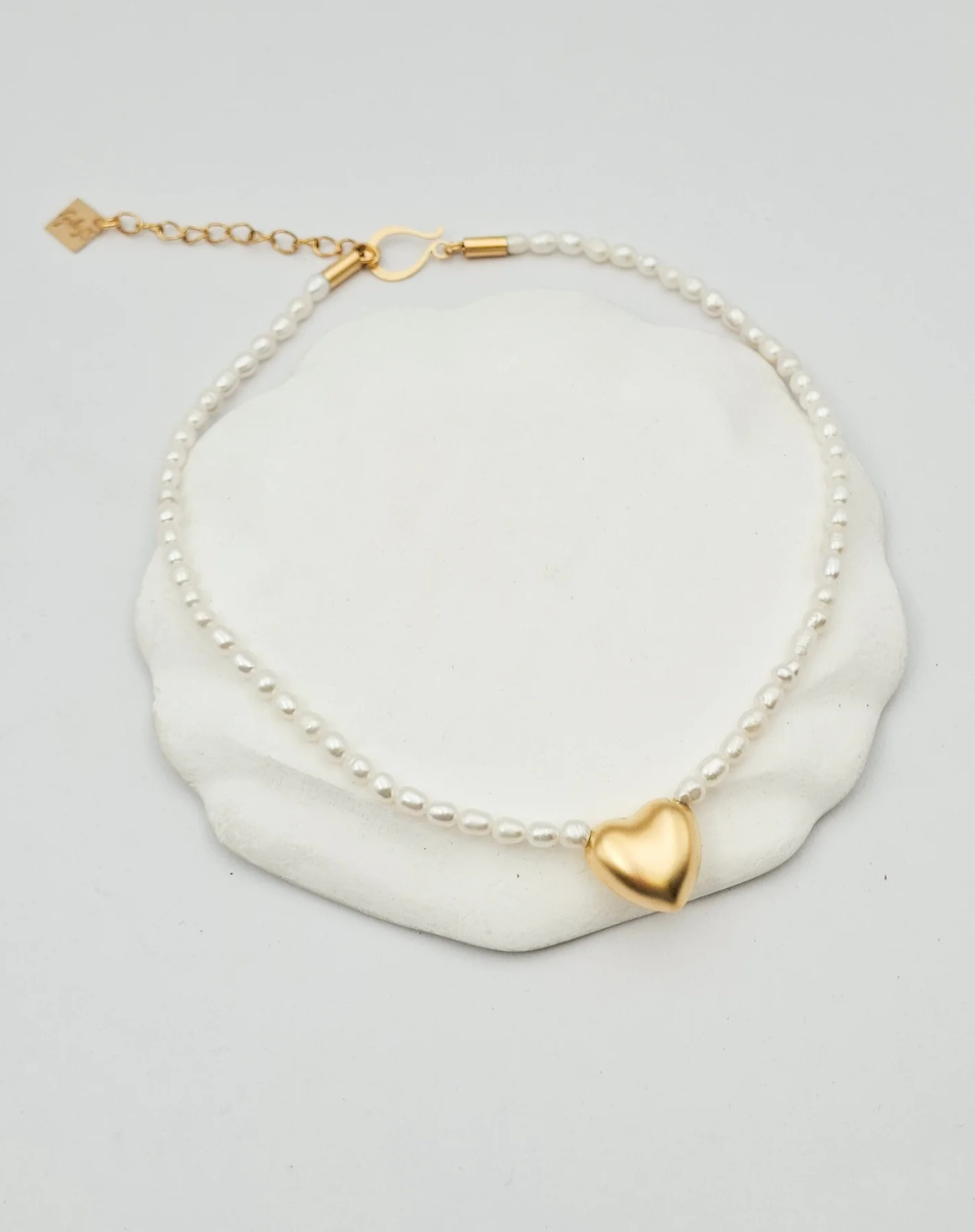 שרשרת צ'וקר פנינים הארט