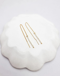 עגילי שרוך פנינים קטנות אמיתיות