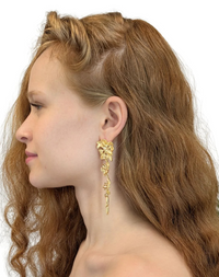 עגילי פרחים ארוכים