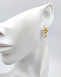 עגילי קליפס זירקון משולש