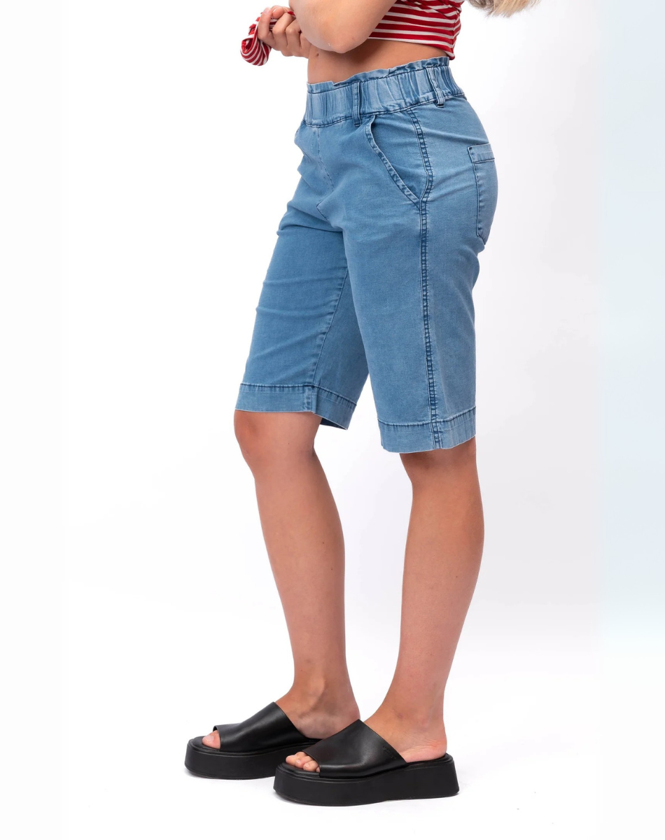 ג'ינס קצר אקליפטוס