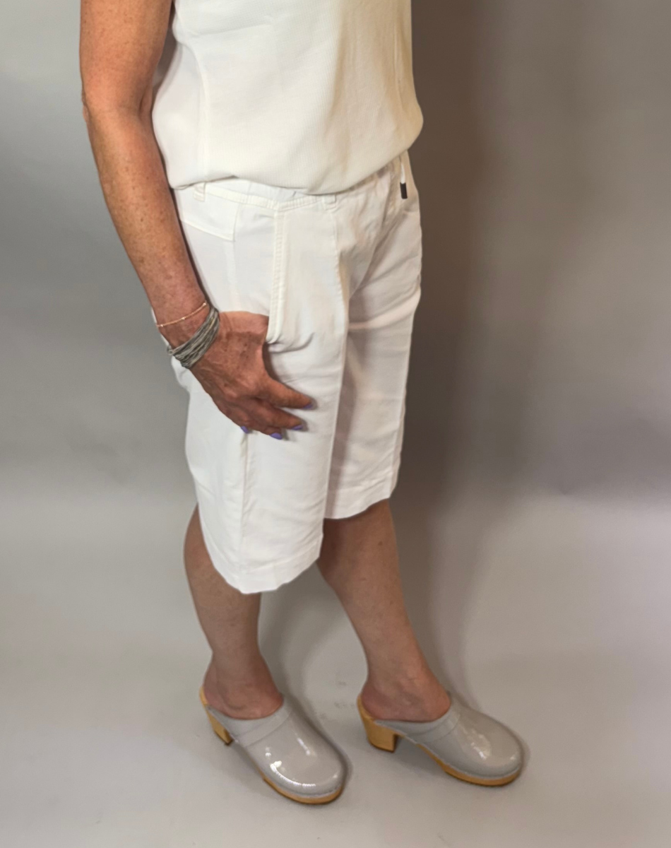 נעלי קלוגס אפור